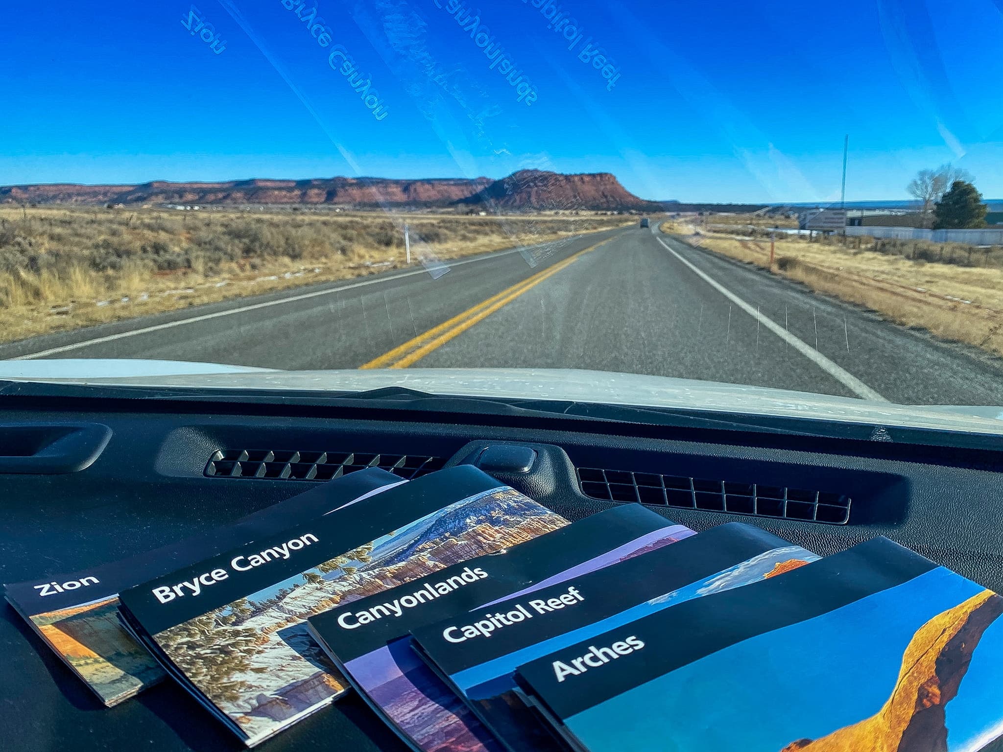 Utah red rock landscape on our Mighty Five road trip